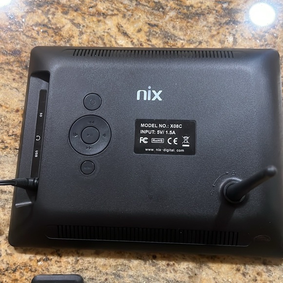 Nix 8 in Digital Frame SD Card USB compatible - Picture 5 of 7